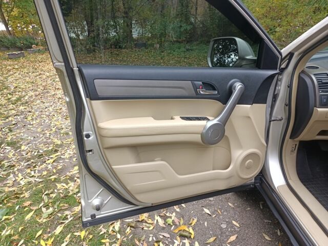 Сірий Хонда СРВ, об'ємом двигуна 2.2 л та пробігом 307 тис. км за 10300 $, фото 13 на Automoto.ua