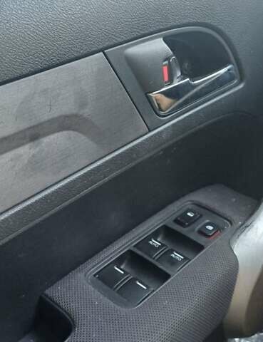 Сірий Хонда СРВ, об'ємом двигуна 2 л та пробігом 191 тис. км за 11000 $, фото 9 на Automoto.ua