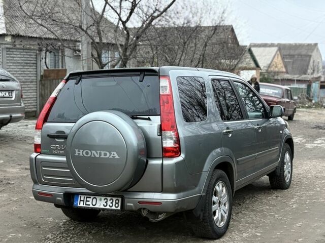 Серый Хонда СРВ, объемом двигателя 2.2 л и пробегом 999 тыс. км за 4700 $, фото 3 на Automoto.ua
