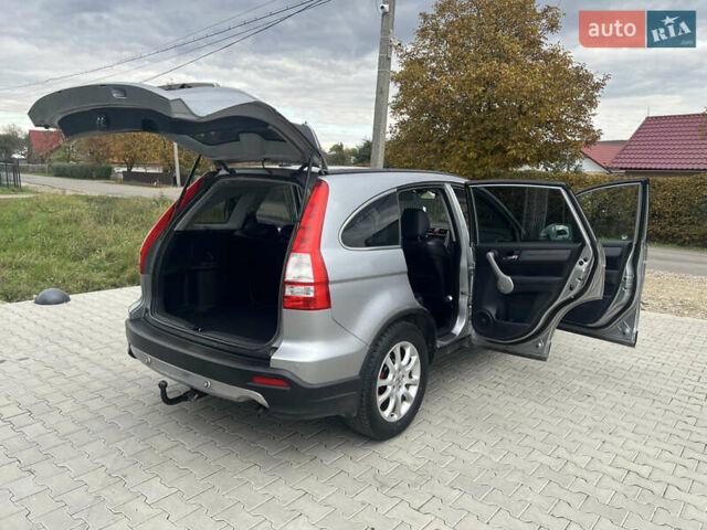 Серый Хонда СРВ, объемом двигателя 2.2 л и пробегом 293 тыс. км за 9800 $, фото 27 на Automoto.ua