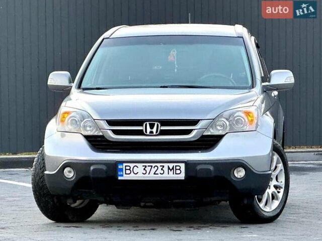 Серый Хонда СРВ, объемом двигателя 2.2 л и пробегом 286 тыс. км за 9100 $, фото 4 на Automoto.ua