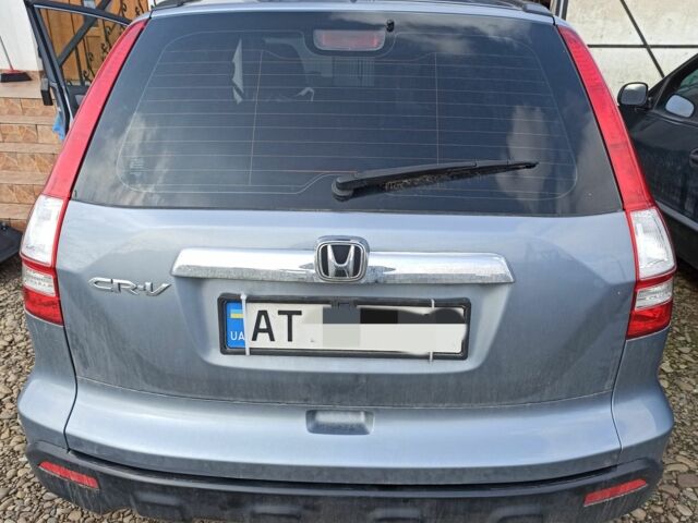 Серый Хонда СРВ, объемом двигателя 2.2 л и пробегом 250 тыс. км за 9500 $, фото 1 на Automoto.ua