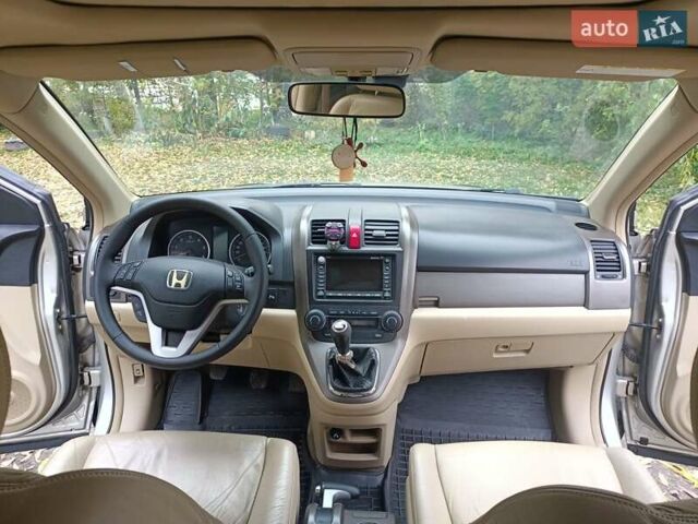 Серый Хонда СРВ, объемом двигателя 2.2 л и пробегом 307 тыс. км за 10300 $, фото 23 на Automoto.ua