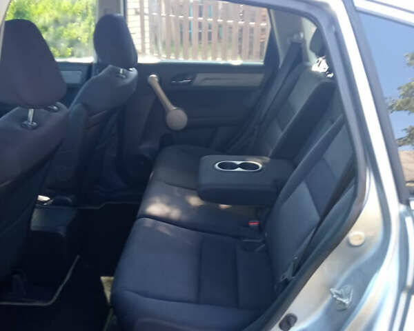 Серый Хонда СРВ, объемом двигателя 1.97 л и пробегом 300 тыс. км за 4233 $, фото 4 на Automoto.ua