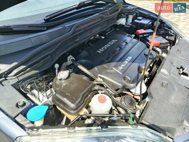 Серый Хонда СРВ, объемом двигателя 2.2 л и пробегом 247 тыс. км за 10550 $, фото 4 на Automoto.ua