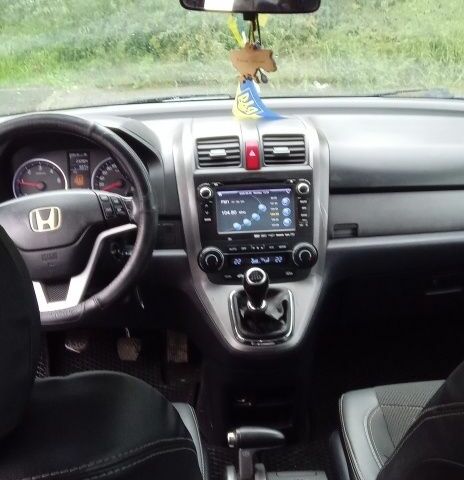 Сірий Хонда СРВ, об'ємом двигуна 2.2 л та пробігом 232 тис. км за 11000 $, фото 4 на Automoto.ua
