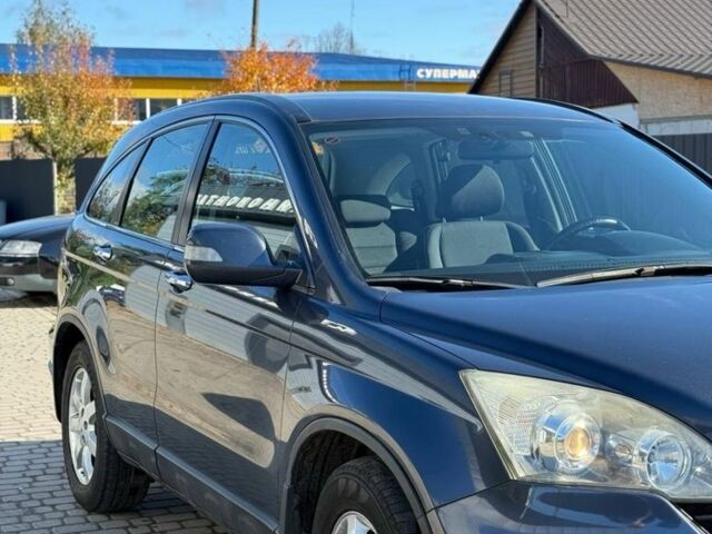 Серый Хонда СРВ, объемом двигателя 2.2 л и пробегом 280 тыс. км за 5004 $, фото 3 на Automoto.ua