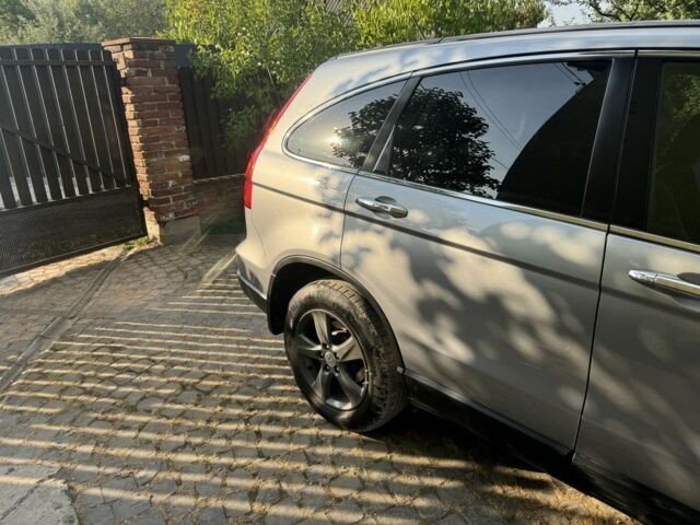 Серый Хонда СРВ, объемом двигателя 2.2 л и пробегом 260 тыс. км за 9800 $, фото 5 на Automoto.ua