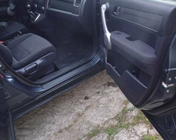 Серый Хонда СРВ, объемом двигателя 2.2 л и пробегом 214 тыс. км за 10500 $, фото 10 на Automoto.ua