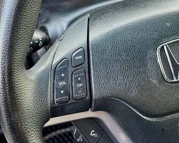 Серый Хонда СРВ, объемом двигателя 2.2 л и пробегом 286 тыс. км за 9100 $, фото 19 на Automoto.ua