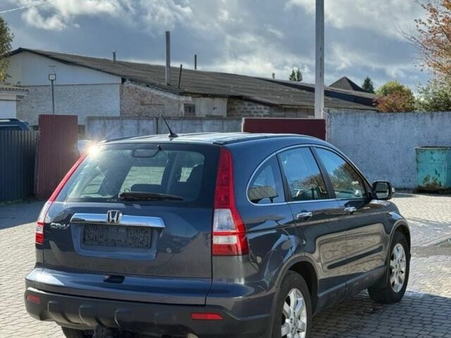 Серый Хонда СРВ, объемом двигателя 2.2 л и пробегом 280 тыс. км за 5004 $, фото 1 на Automoto.ua
