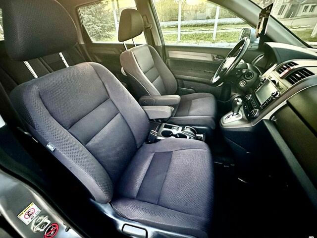 Сірий Хонда СРВ, об'ємом двигуна 2 л та пробігом 150 тис. км за 10000 $, фото 5 на Automoto.ua