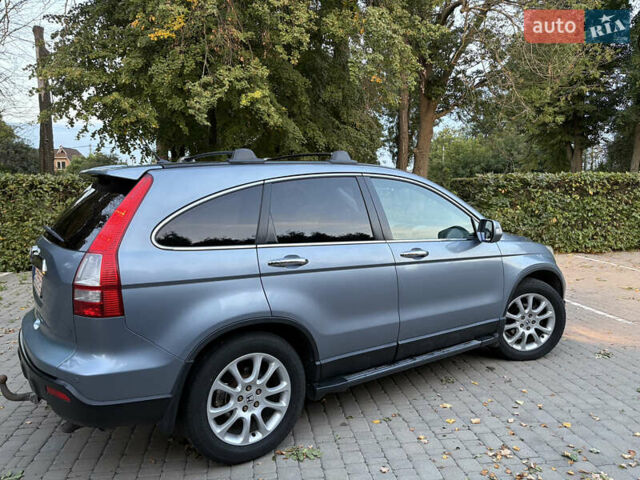 Серый Хонда СРВ, объемом двигателя 2.2 л и пробегом 305 тыс. км за 9100 $, фото 6 на Automoto.ua