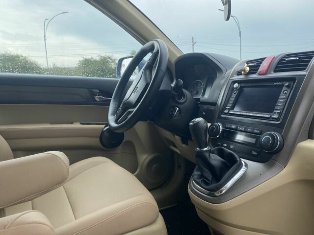 Серый Хонда СРВ, объемом двигателя 2.2 л и пробегом 235 тыс. км за 9500 $, фото 16 на Automoto.ua