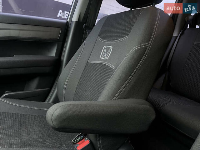 Серый Хонда СРВ, объемом двигателя 2 л и пробегом 214 тыс. км за 9500 $, фото 18 на Automoto.ua