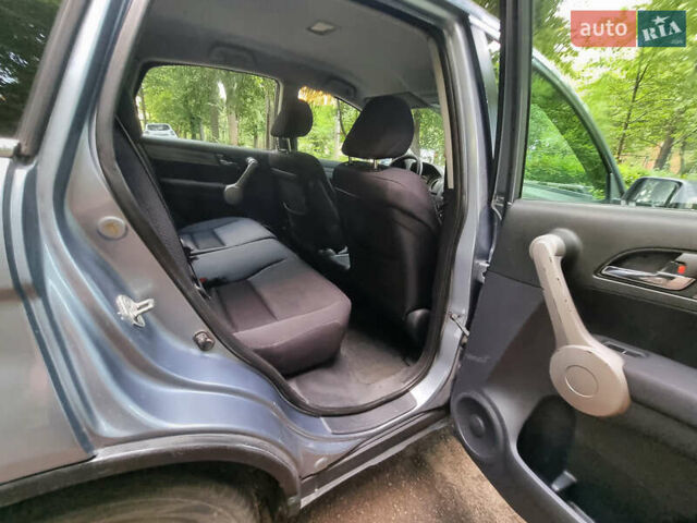 Серый Хонда СРВ, объемом двигателя 2 л и пробегом 390 тыс. км за 9200 $, фото 35 на Automoto.ua