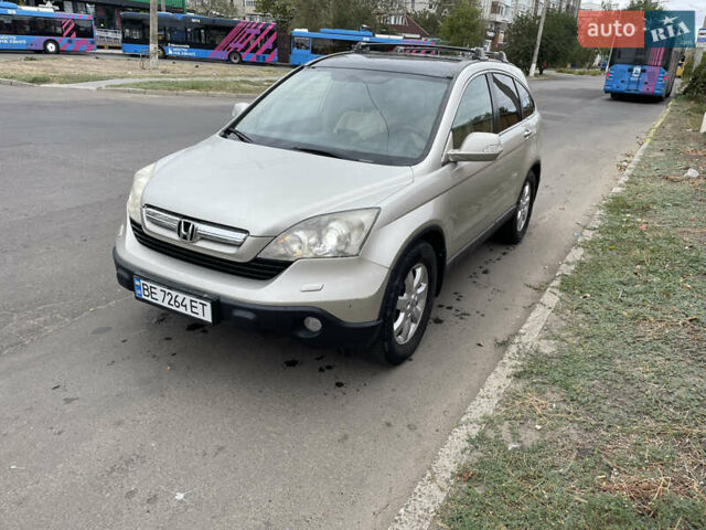 Серый Хонда СРВ, объемом двигателя 2.2 л и пробегом 299 тыс. км за 8700 $, фото 2 на Automoto.ua