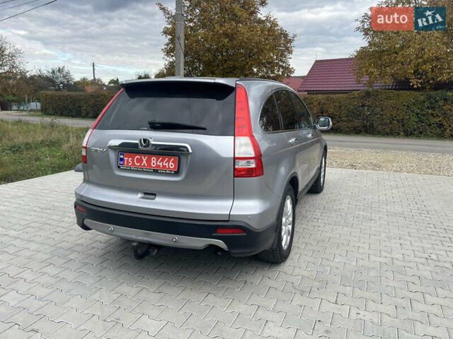 Серый Хонда СРВ, объемом двигателя 2.2 л и пробегом 293 тыс. км за 9800 $, фото 6 на Automoto.ua