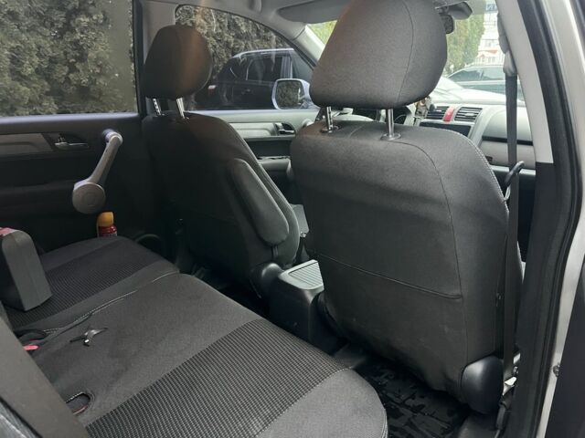 Серый Хонда СРВ, объемом двигателя 2 л и пробегом 214 тыс. км за 9500 $, фото 19 на Automoto.ua