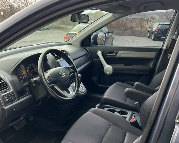 Сірий Хонда СРВ, об'ємом двигуна 2 л та пробігом 187 тис. км за 9800 $, фото 17 на Automoto.ua