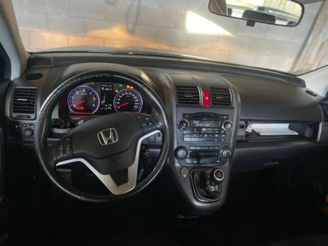 Серый Хонда СРВ, объемом двигателя 2.2 л и пробегом 280 тыс. км за 5004 $, фото 7 на Automoto.ua