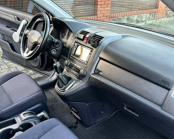 Сірий Хонда СРВ, об'ємом двигуна 2.2 л та пробігом 250 тис. км за 10900 $, фото 21 на Automoto.ua