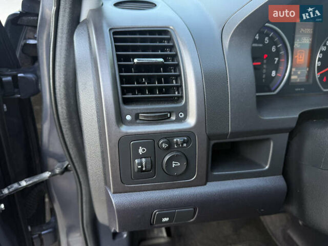 Серый Хонда СРВ, объемом двигателя 2 л и пробегом 260 тыс. км за 10600 $, фото 16 на Automoto.ua