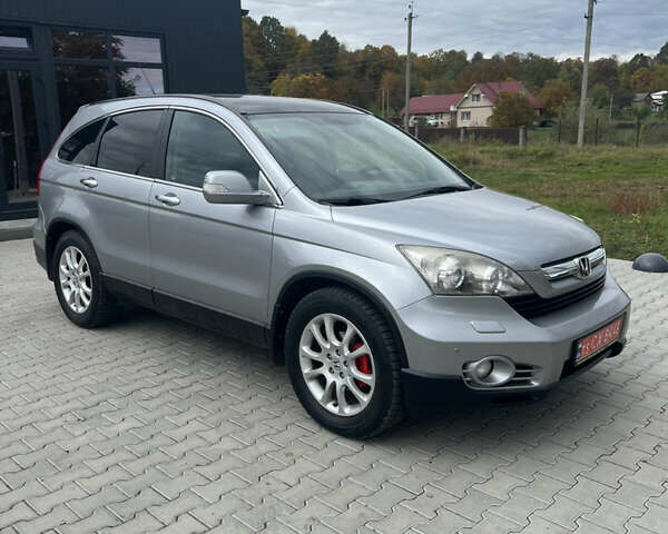 Серый Хонда СРВ, объемом двигателя 2.2 л и пробегом 293 тыс. км за 9800 $, фото 5 на Automoto.ua