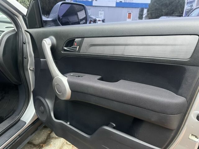 Серый Хонда СРВ, объемом двигателя 2 л и пробегом 214 тыс. км за 9500 $, фото 20 на Automoto.ua