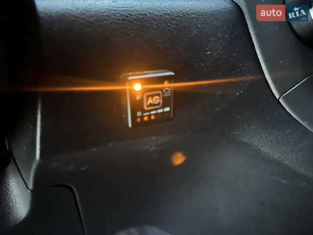 Сірий Хонда СРВ, об'ємом двигуна 2 л та пробігом 238 тис. км за 9499 $, фото 10 на Automoto.ua