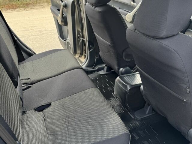 Серый Хонда СРВ, объемом двигателя 2 л и пробегом 225 тыс. км за 11200 $, фото 5 на Automoto.ua