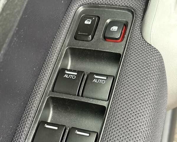 Сірий Хонда СРВ, об'ємом двигуна 2 л та пробігом 167 тис. км за 10999 $, фото 34 на Automoto.ua