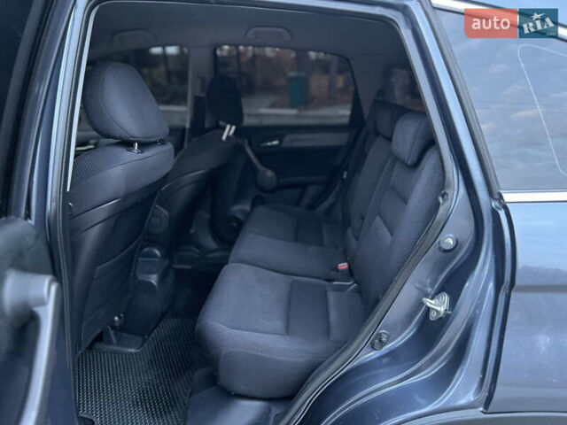 Сірий Хонда СРВ, об'ємом двигуна 2 л та пробігом 238 тис. км за 9499 $, фото 20 на Automoto.ua