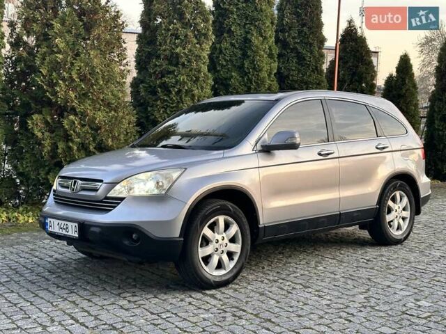 Серый Хонда СРВ, объемом двигателя 2.4 л и пробегом 212 тыс. км за 8900 $, фото 1 на Automoto.ua