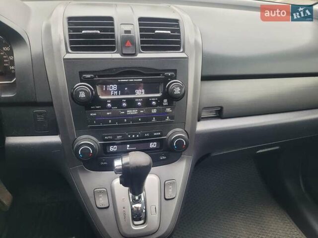 Серый Хонда СРВ, объемом двигателя 2.4 л и пробегом 335 тыс. км за 8300 $, фото 29 на Automoto.ua