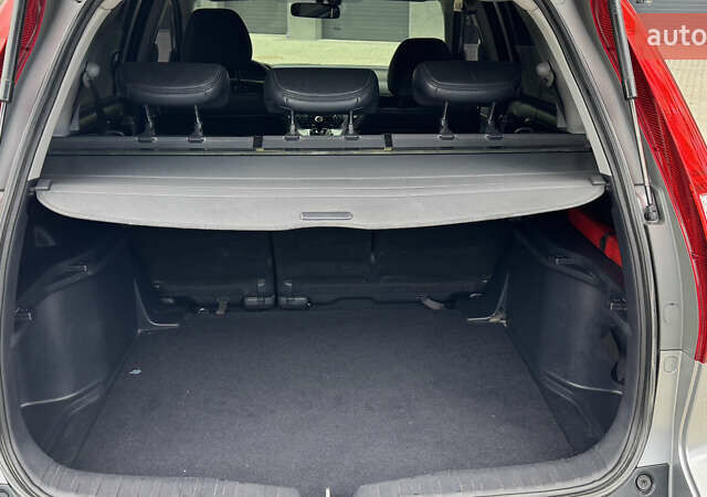 Сірий Хонда СРВ, об'ємом двигуна 2.2 л та пробігом 238 тис. км за 8999 $, фото 32 на Automoto.ua