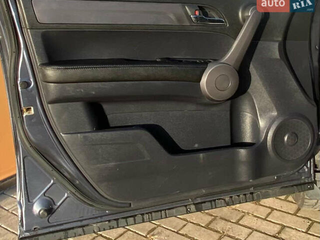 Сірий Хонда СРВ, об'ємом двигуна 2 л та пробігом 270 тис. км за 10800 $, фото 18 на Automoto.ua