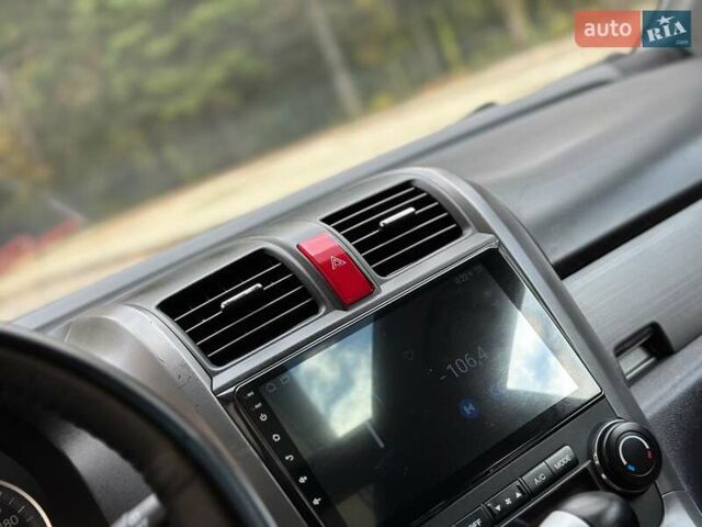 Хонда СРВ 2008 в Дрогобыче на Automoto.ua Серый Хонда СРВ, объемом двигателя 2 л и пробегом 192 тыс. км за 10800 $, фото 62 на Automoto.ua