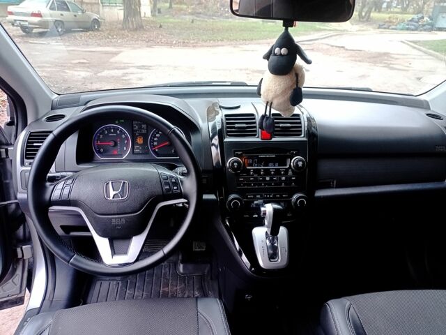 Серый Хонда СРВ, объемом двигателя 2.4 л и пробегом 223 тыс. км за 10300 $, фото 6 на Automoto.ua