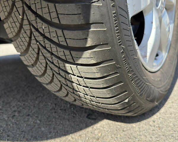 Серый Хонда СРВ, объемом двигателя 2.2 л и пробегом 220 тыс. км за 11300 $, фото 21 на Automoto.ua