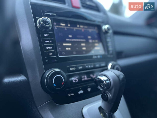 Сірий Хонда СРВ, об'ємом двигуна 2.35 л та пробігом 196 тис. км за 12600 $, фото 32 на Automoto.ua