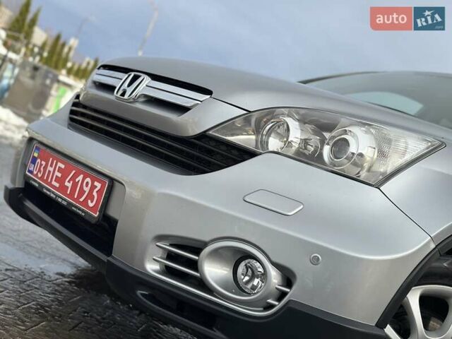 Сірий Хонда СРВ, об'ємом двигуна 2 л та пробігом 189 тис. км за 10899 $, фото 17 на Automoto.ua