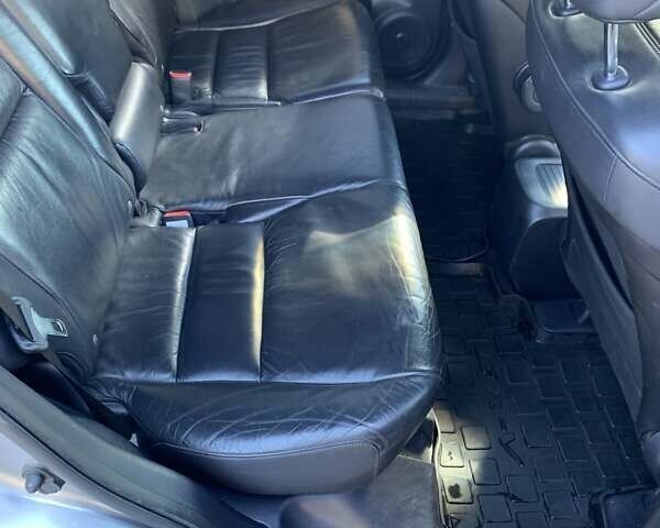 Серый Хонда СРВ, объемом двигателя 2.4 л и пробегом 150 тыс. км за 10400 $, фото 3 на Automoto.ua