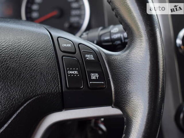 Сірий Хонда СРВ, об'ємом двигуна 2.35 л та пробігом 83 тис. км за 13899 $, фото 43 на Automoto.ua