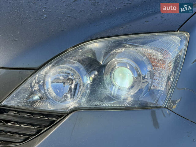 Серый Хонда СРВ, объемом двигателя 2.4 л и пробегом 214 тыс. км за 9500 $, фото 10 на Automoto.ua