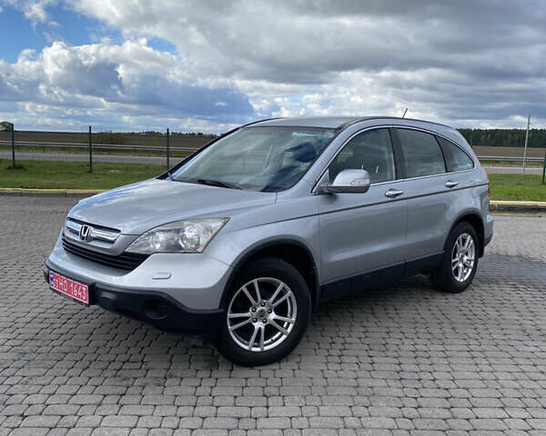 Хонда СРВ 2008 в Радивилове на Automoto.ua Серый Хонда СРВ, объемом двигателя 2 л и пробегом 252 тыс. км за 9550 $, фото 2 на Automoto.ua