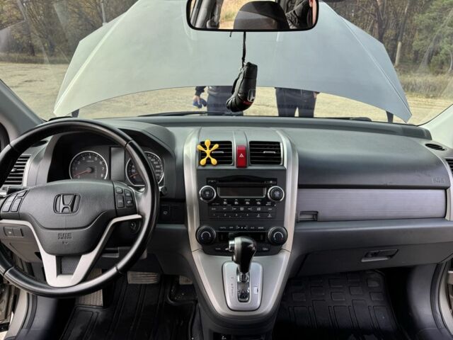 Серый Хонда СРВ, объемом двигателя 2 л и пробегом 225 тыс. км за 11200 $, фото 6 на Automoto.ua