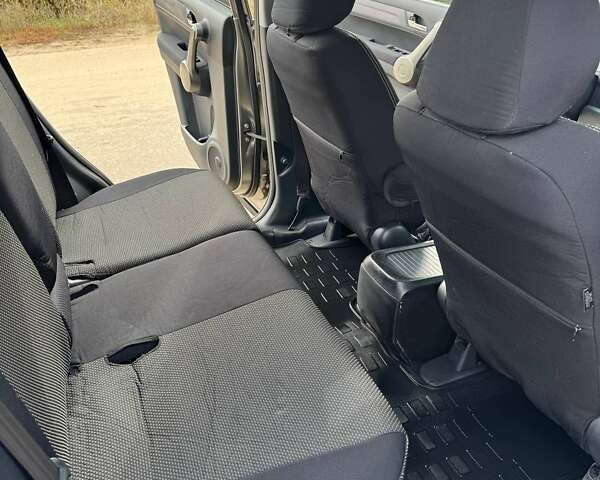 Серый Хонда СРВ, объемом двигателя 2 л и пробегом 228 тыс. км за 11000 $, фото 12 на Automoto.ua