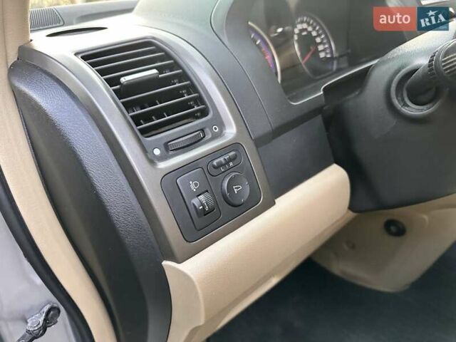 Серый Хонда СРВ, объемом двигателя 2.4 л и пробегом 212 тыс. км за 8900 $, фото 20 на Automoto.ua