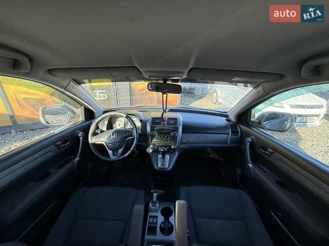 Серый Хонда СРВ, объемом двигателя 2.4 л и пробегом 214 тыс. км за 9500 $, фото 30 на Automoto.ua